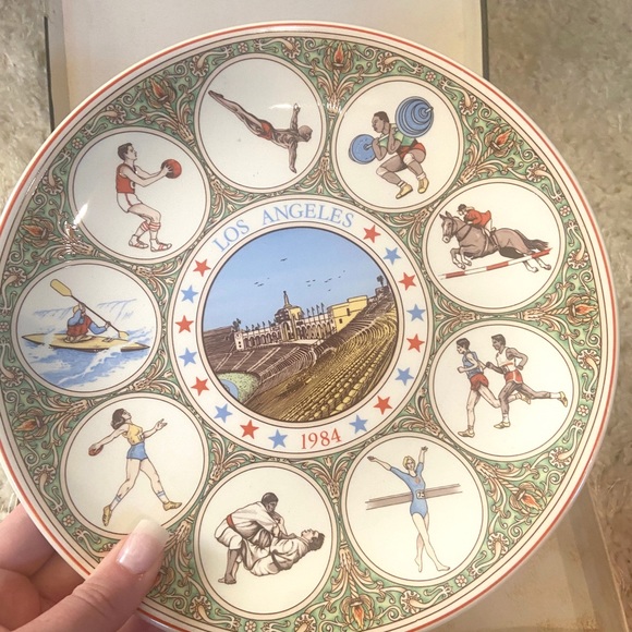 Wedgewood Los Angeles Olympics 1984 Collector Plate - Picture 1 of 3